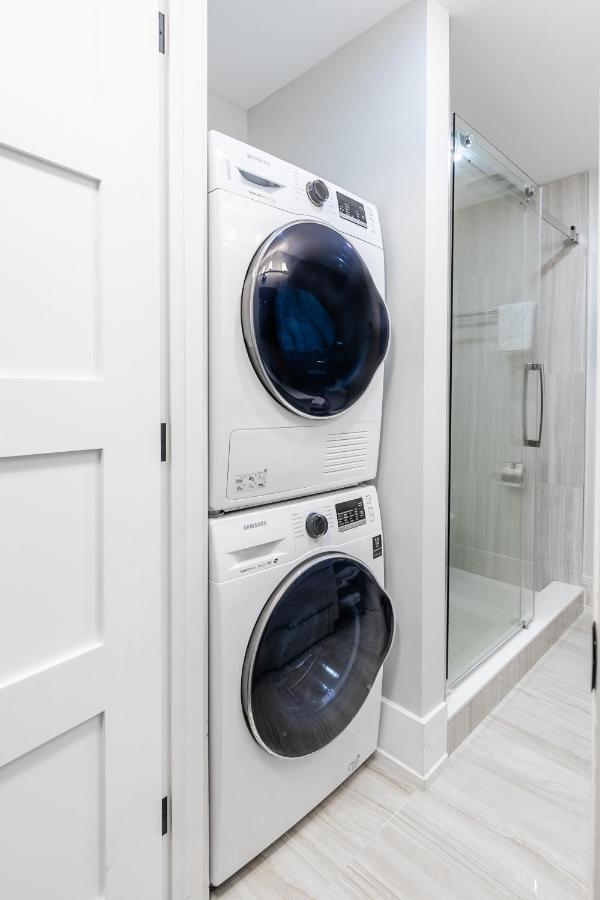 Fancy Downtown House With Hot Tub & Bbq By Globalstay Toronto Exterior foto