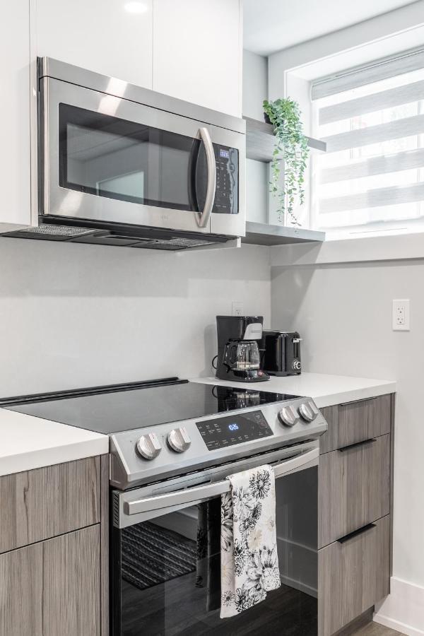Fancy Downtown House With Hot Tub & Bbq By Globalstay Toronto Exterior foto